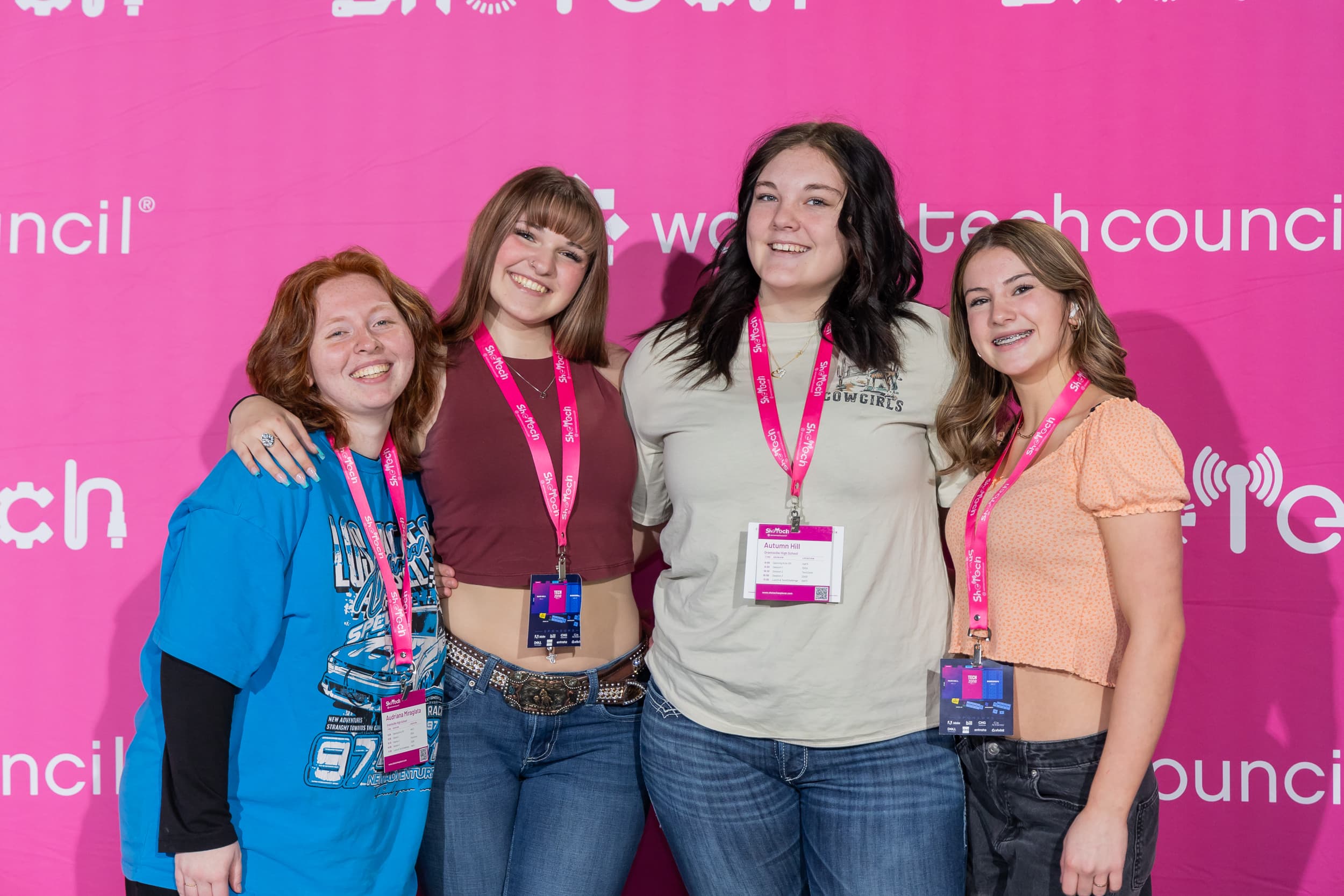 Student interviewing a mentor